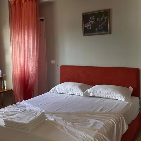 Blue Bay Apartment *